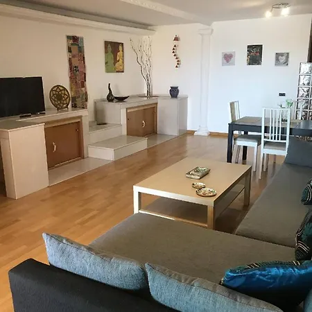 Big And Bright * Corralejo